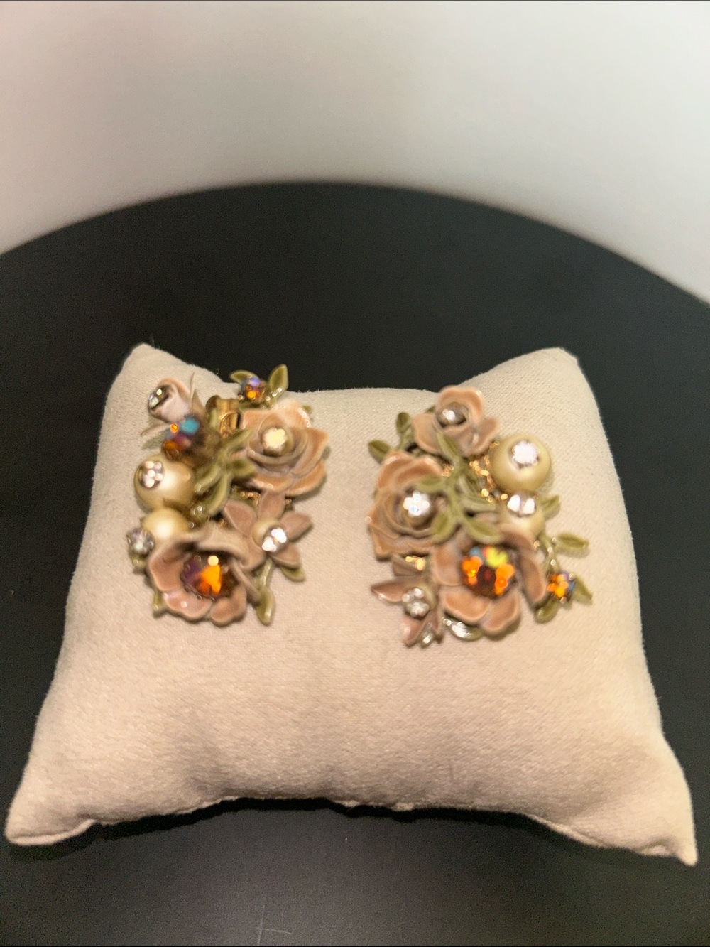 Vintage Kramer Signed Floral Cluster Earrings in Champagne AB stones- clip on